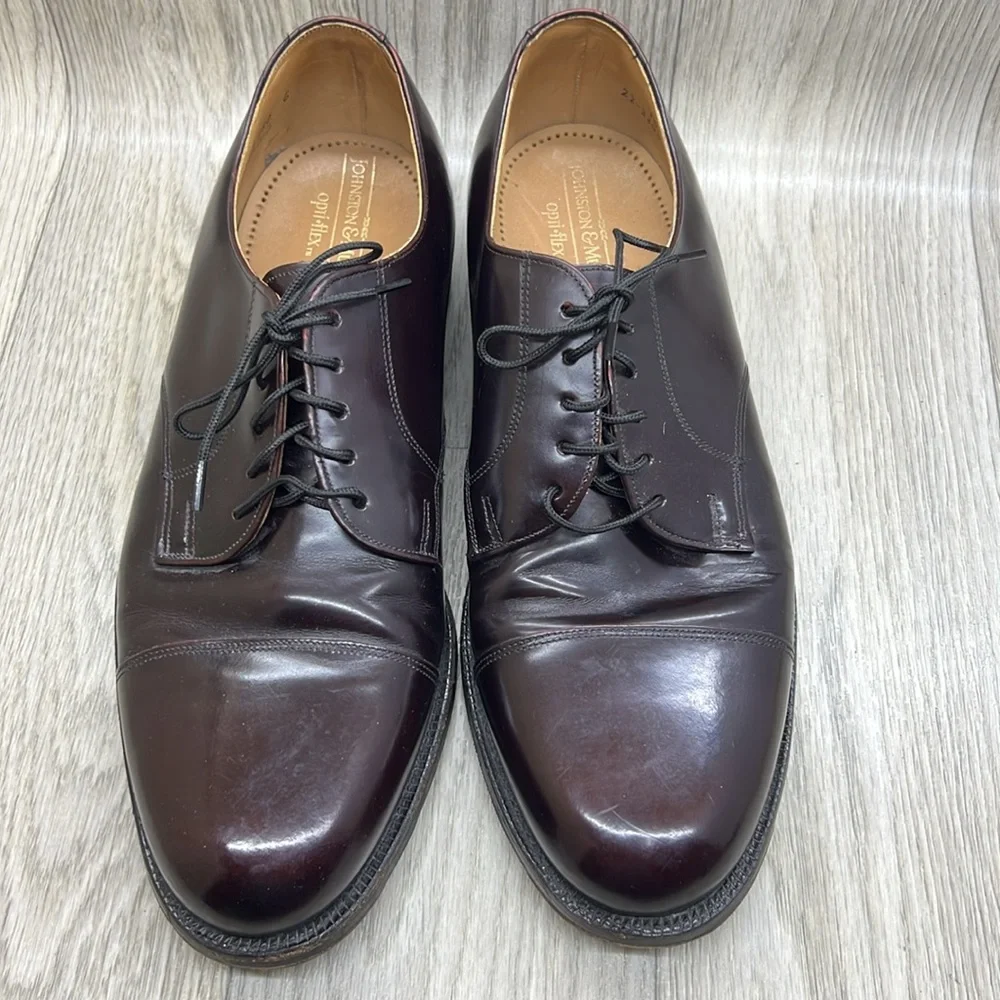 Johnston & Murphy Lace-up Oxford Shoes